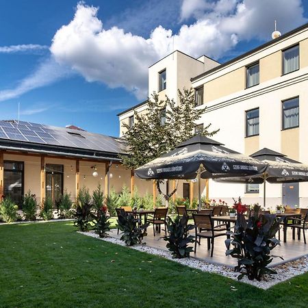Inter Hotel Дебрецен Екстериор снимка