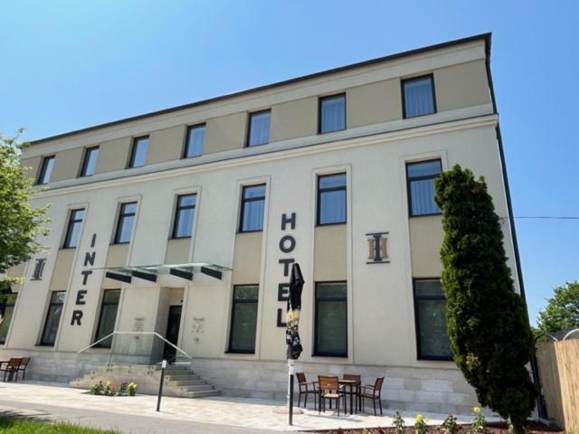 Inter Hotel Дебрецен Екстериор снимка