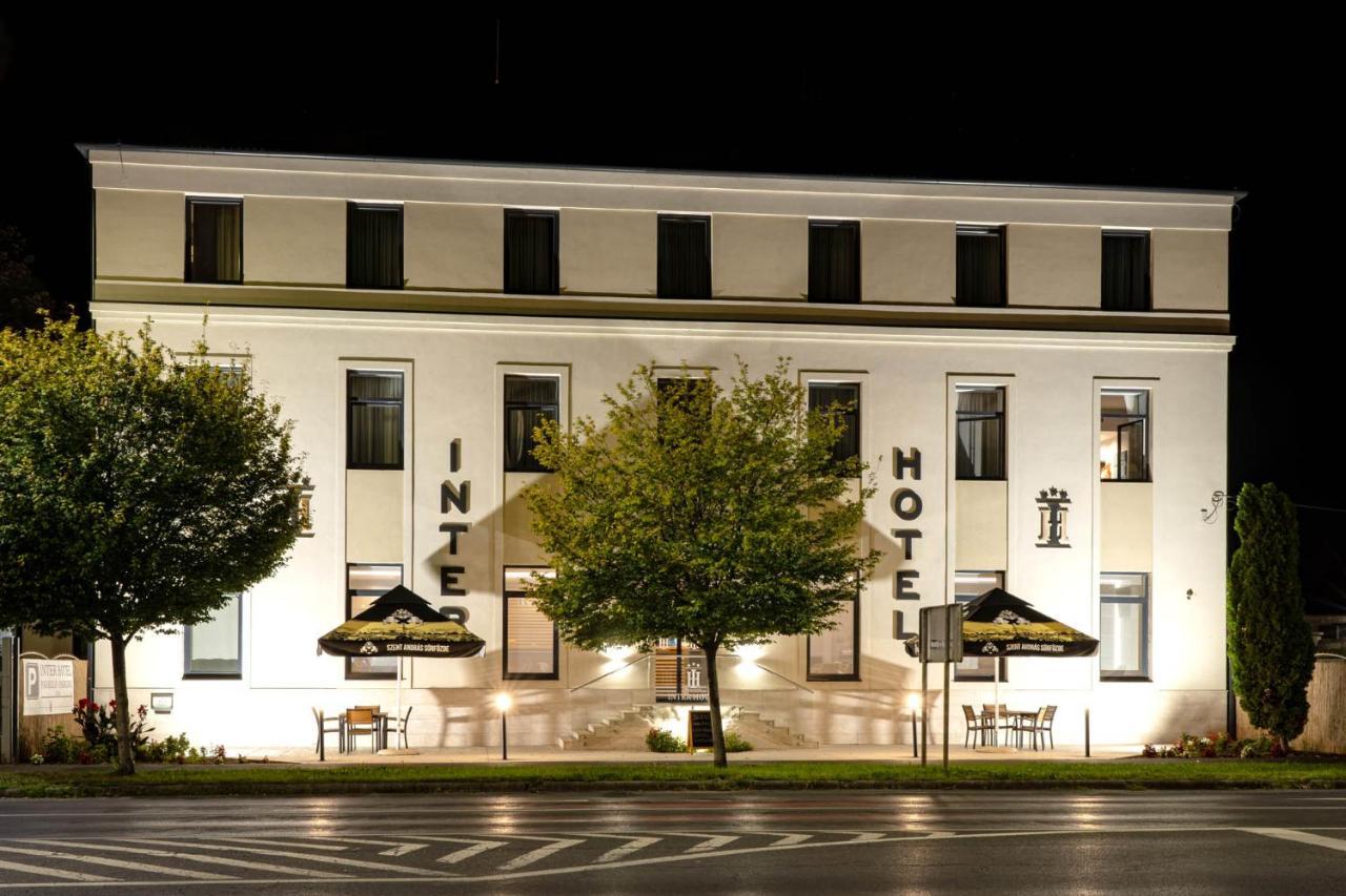 Inter Hotel Дебрецен Екстериор снимка